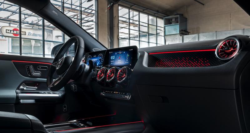 Mercedes-Benz EQA restylé (2023) : le SUV compact électrique fait évoluer son autonomie et son design - Mercedes-Benz EQA restylé (2023)