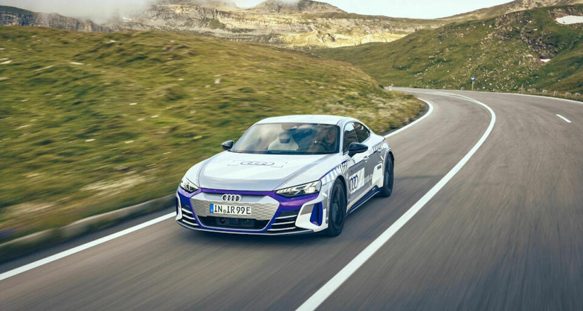 Audi RS e-tron GT Ice Race Edition (2023) : la berline électrique sportive adopte une livrée glaciale