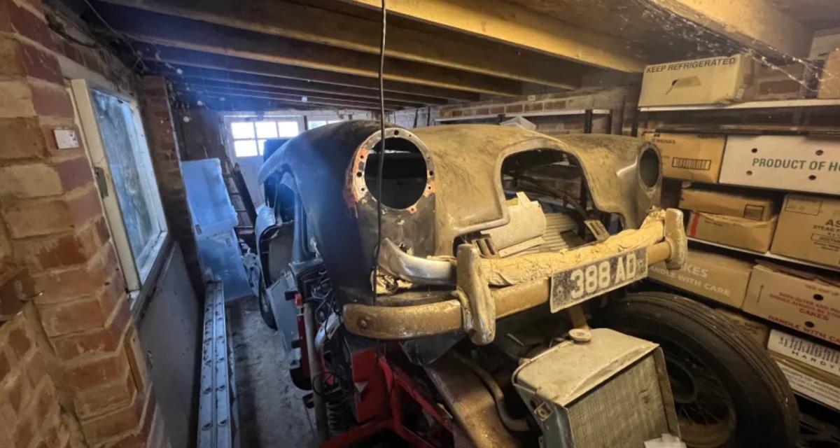 Cette Aston Martin a passé 54 ans dans un garage, son propriétaire va en tirer une belle somme aux enchères