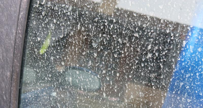  - Les vitres de voiture cassées se multiplient, les habitants adoptent une tactique radicale contre les vandales