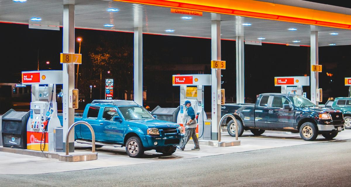 Le diesel et l'essence à leur plus haut niveau en 2024, toujours pas d'indemnité carburant de 100¬ en vue