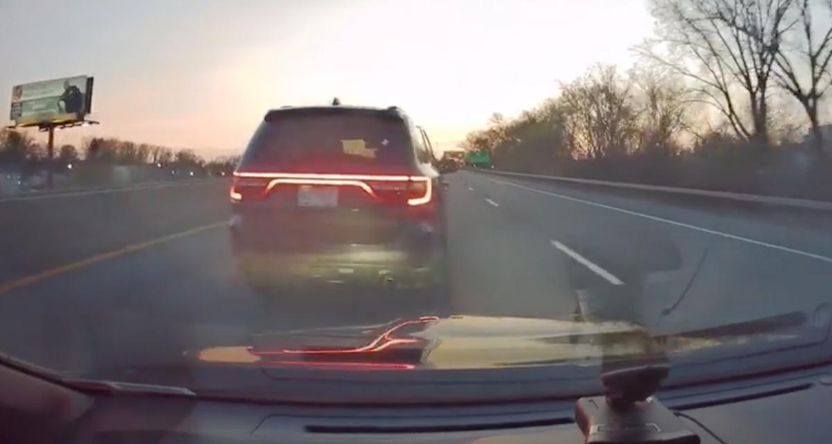 VIDEO - Cet automobiliste change de voie de la pire des manières possibles
