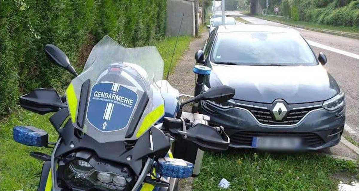 Flashé en excès de vitesse, les gendarmes décrochent le jackpot avec cet automobiliste