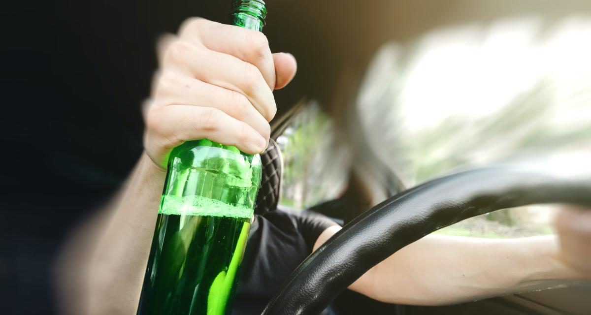 Un automobiliste au volant avec 2g d'alcool, les gendarmes le cueillent au petit matin