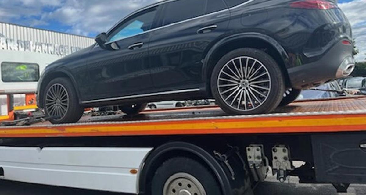 Regarder la vidéo Un quinquagénaire arrêté dans le Gard après un grand excès de vitesse sur une départementale 