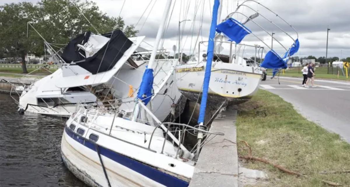 En Floride, une façon inhabituelle de se garer pour limiter les dégâts des ouragans