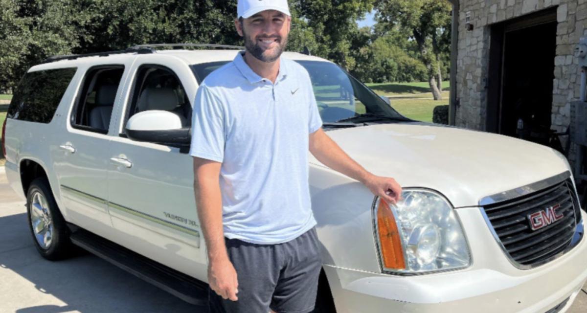 Le golfeur le plus riche du monde cède sa voiture pour une très belle cause !