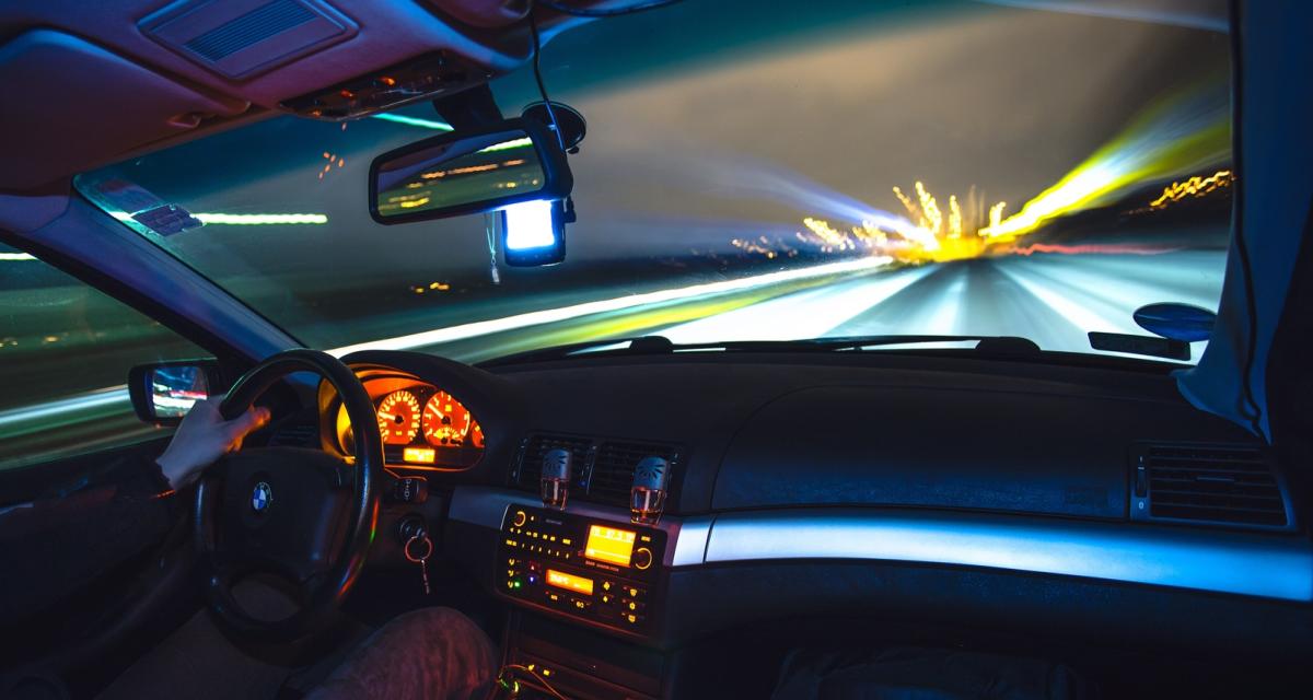 Flashé à 217 km/h, le chauffard égale le record de vitesse sur cette autoroute !