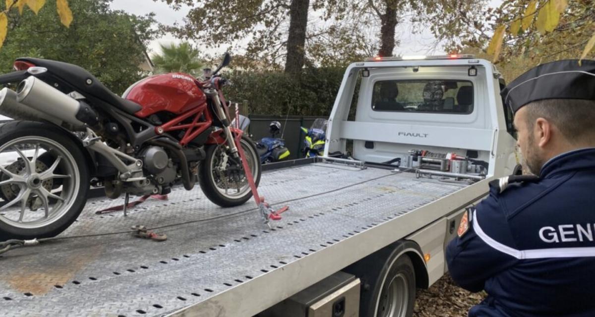 Un motard flashé à 124 km/h avec un faux permis, la combinaison parfaite vers les problèmes