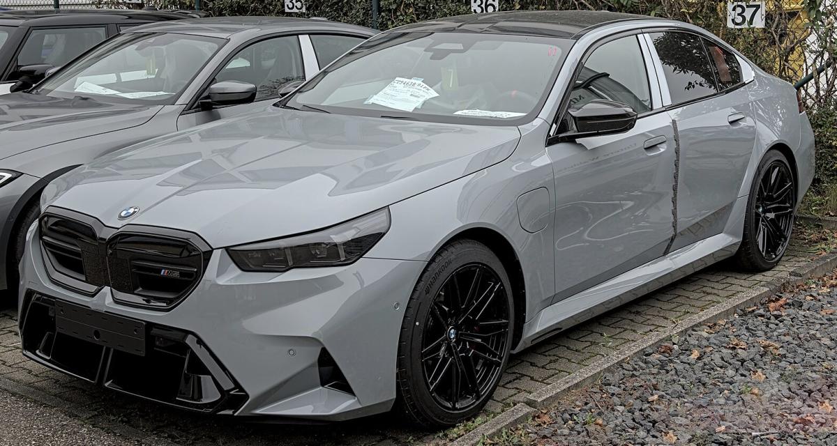 Une BMW M5 G90 sortie de concession finit gravement endommagée en quelques heures !