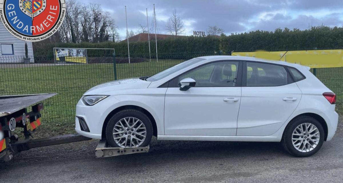 Permis fraîchement en poche, il se fait flasher à 190 km/h : record de vitesse pour le perdre aussi vite !