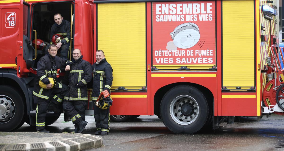 En Savoie, le trafic interrompu à cause d'une voiture sur les rails