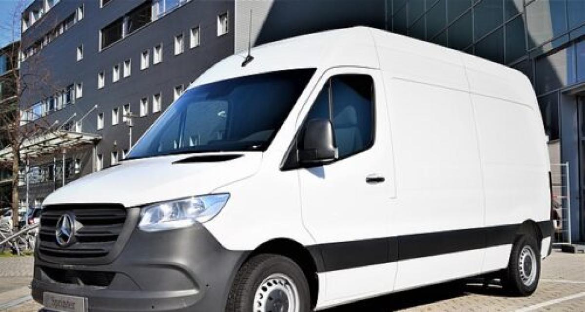 Flashé à 121 km/h en Mercedes Sprinter : ce belge plaide qu'il n'allait pas chercher des croissants