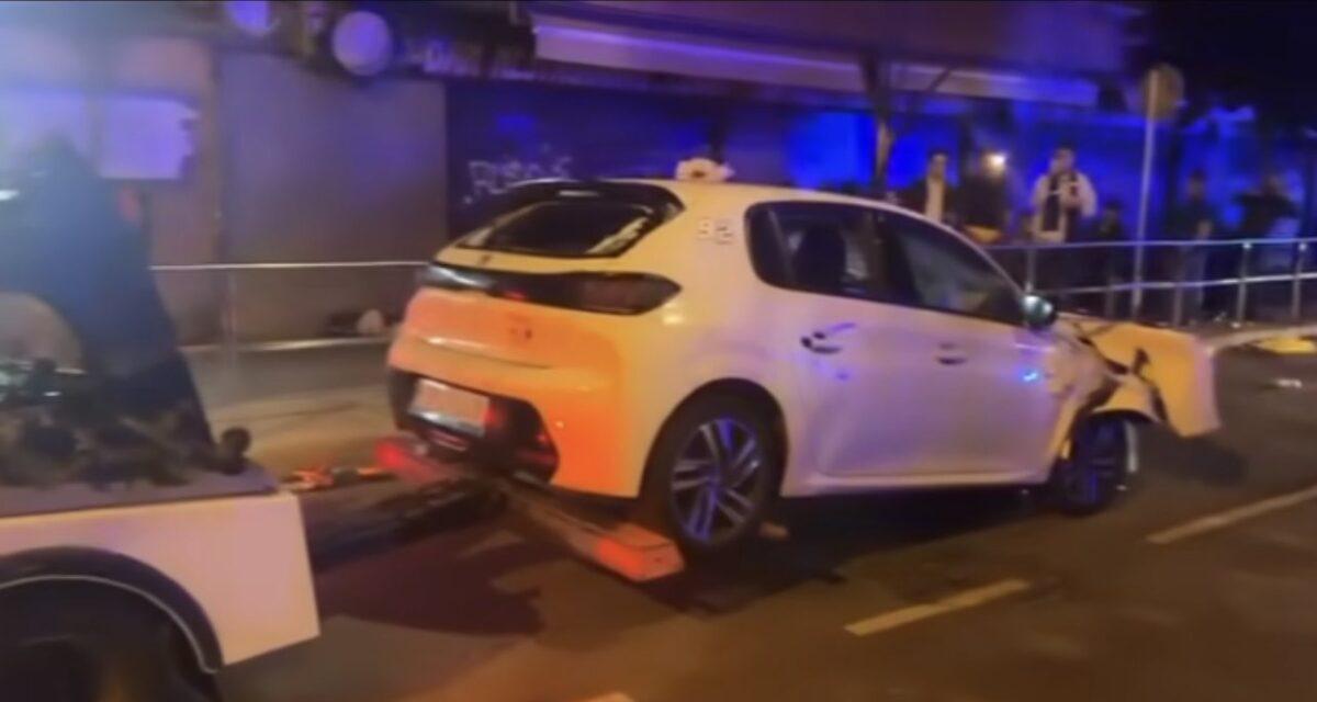 Au volant de sa 208, une femme fonce dans la foule en marge du match Espanyol - Barça (vidéo)