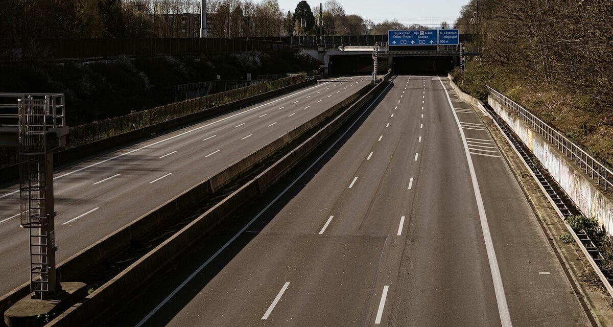 Fin du passe-droit : les radars européens pourront enfin rattraper les chauffards Anglais, Game Over