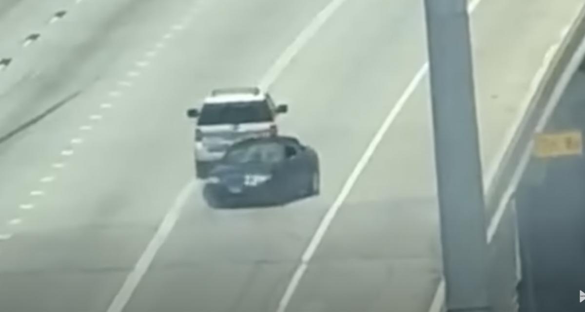 Il remorque sa voiture et réalise des zigzague sur l'autoroute, un conducteur sème la panique