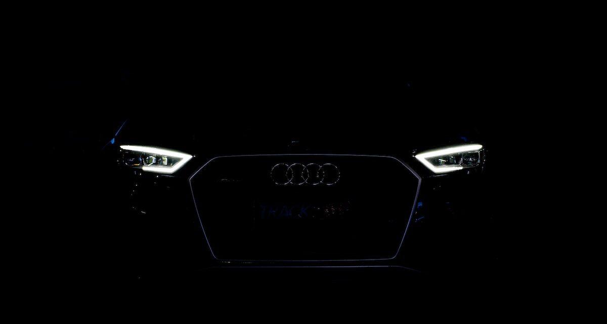 Il emprunte la belle Audi rouge de sa mère pour fêter la victoire du PSG... et la transforme en épave