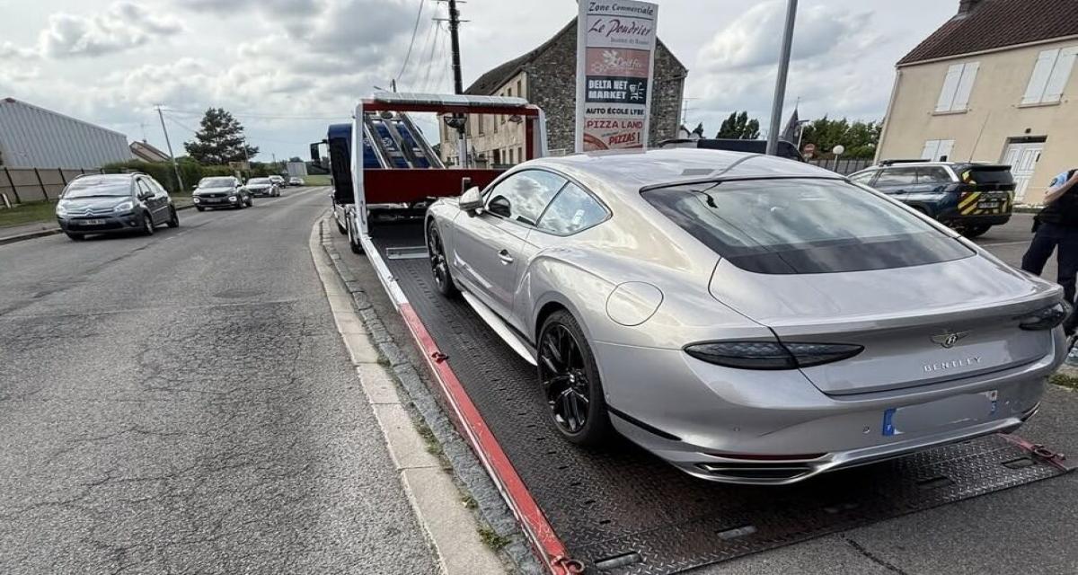 À 158 km/h en Bentley, avec une petite fille non attachée sur ses genoux : un excès de vitesse qui choque en plein coeur de la Journée des droits de l'enfant