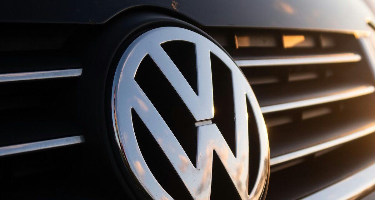 Au volant de sa Golf, il grille la priorité... à la police et termine en garde à vue après une énorme découverte