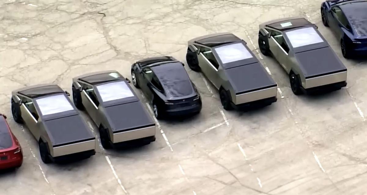 Des centaines de Tesla s'entassent dans un parking abandonné