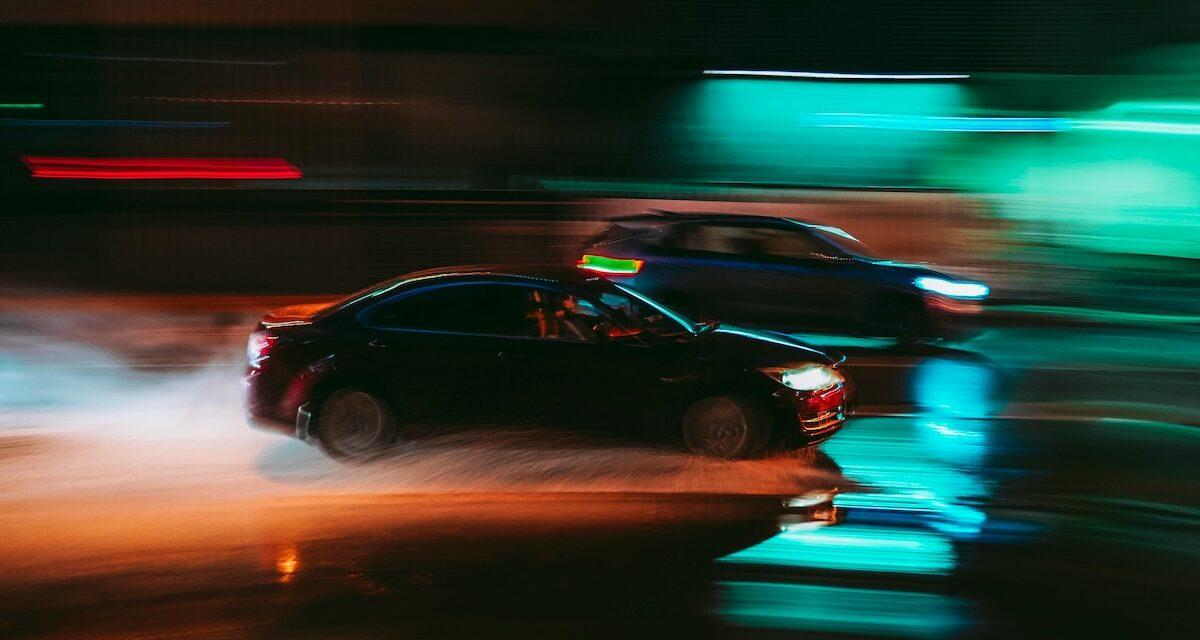Il percute les gendarmes, fuit... mais oublie ses affaires dans la voiture