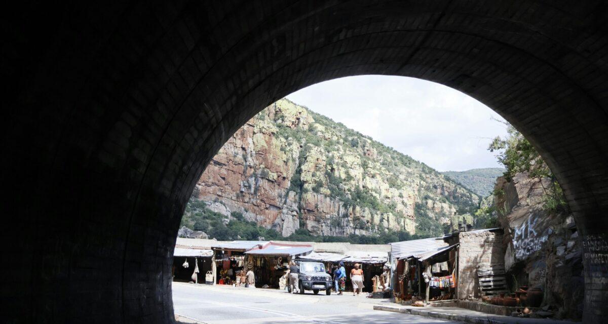 Il roule 15 km dans un tunnel et reçoit une facture qui fait halluciner !