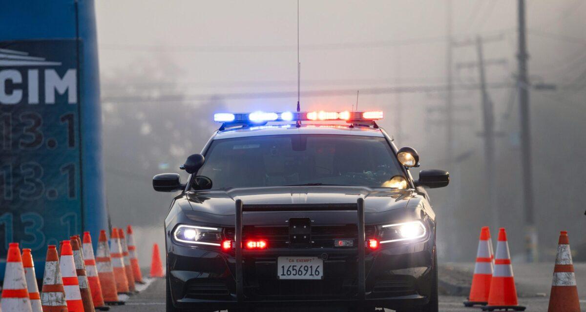 Trois hommes pris en flagrant délit avec une kalachnikov dissimulée dans une voiture