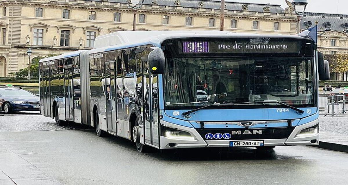 Il asperge la conductrice de bus en plein visage avec une bombe lacrymogène parce qu'elle a refusé de le déposer devant chez lui