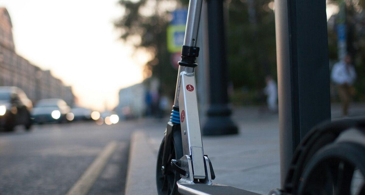 Refus d'obtempérer à trottinette : course-poursuite surréaliste entre la police et un ado de 15 ans