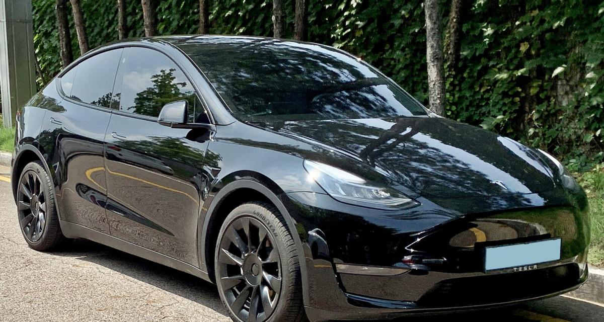 Une Tesla l'envoie à la salle de sport... après qu'il lui demande une destination surprise
