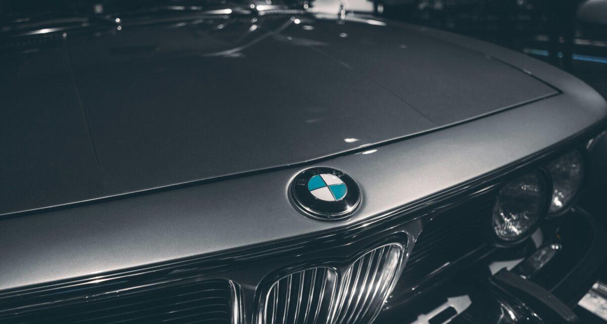 Il retrouve sa BMW volée grâce au GPS... et finit en garde à vue