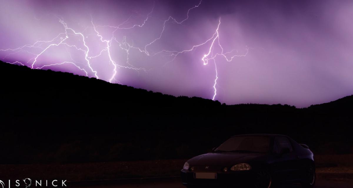 Frappé trois fois par la foudre, ce SUV s'en sort... comme si de rien n'était