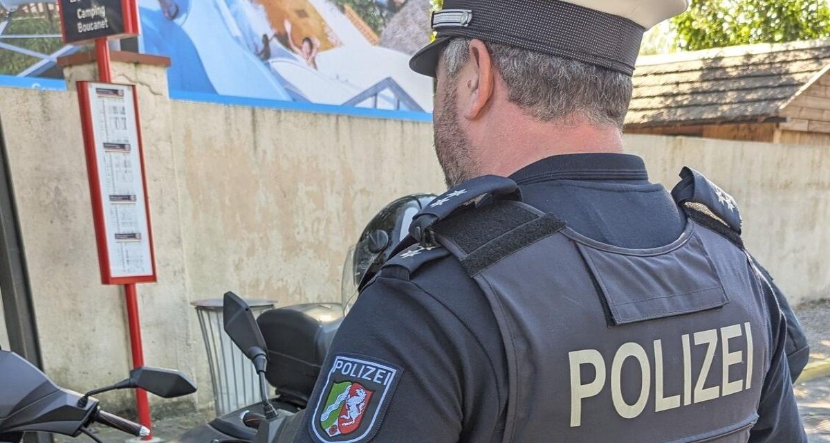 En uniforme : ne soyez pas étonnés si vous croisez ce policier allemand patrouiller en renfort sur cette plage française