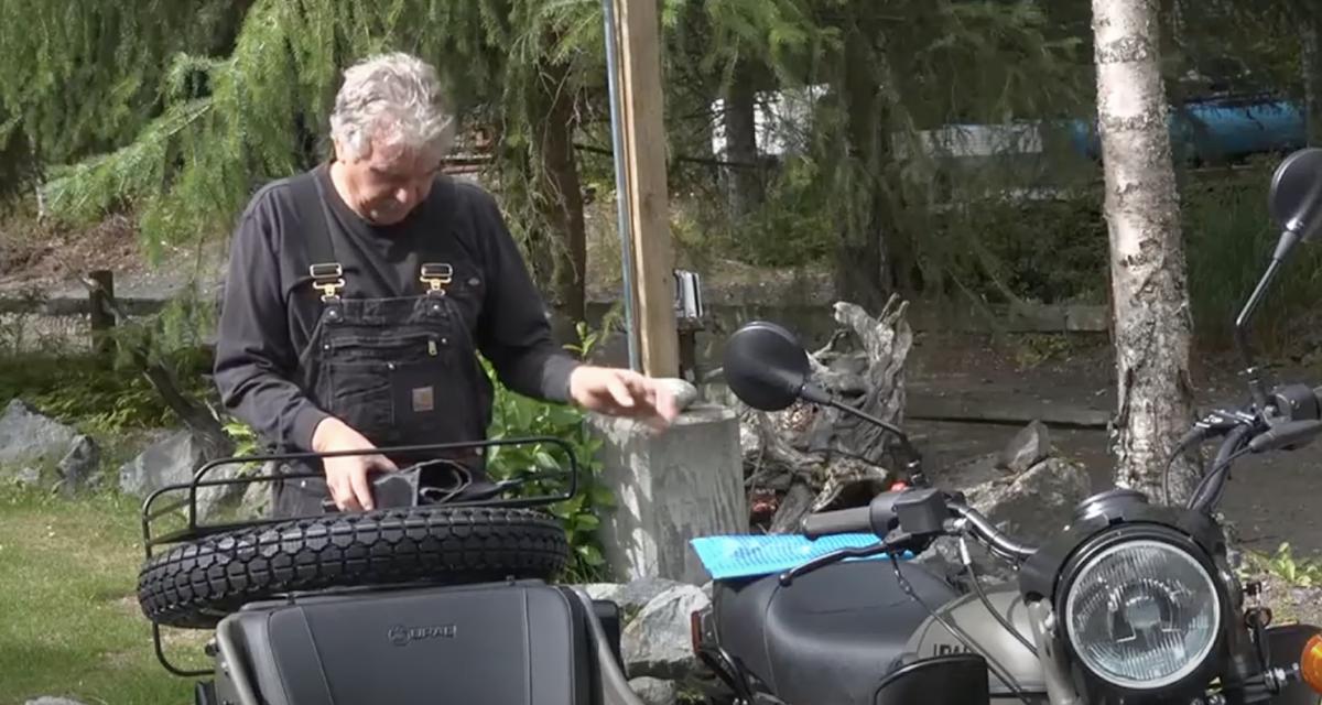 « Je suis sans voix ! » : Poutine offre une moto à un Américain bloqué par les sanctions