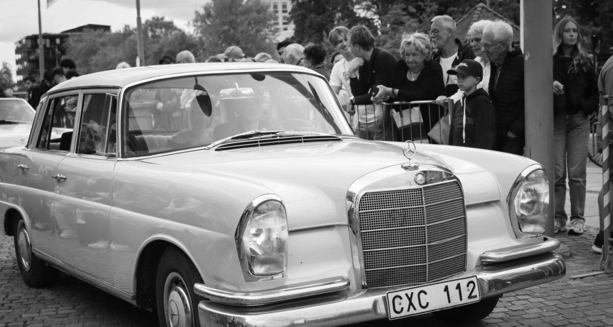 Cette voiture de luxe a connu l'enfer en 12h... avant de réapparaître comme neuve