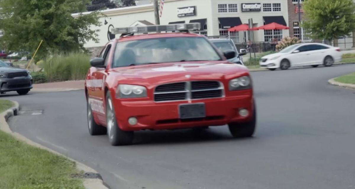 Ils tournent en rond pendant 24 heures avec une Dodge Charger
