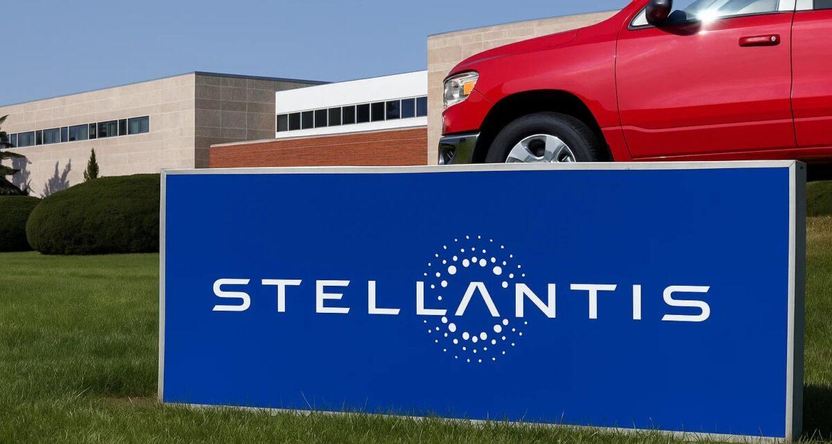 Voitures thermiques : il plaide pour le maintien au-delà de 2035, le patron de Stellantis pour rassurer les passionnés