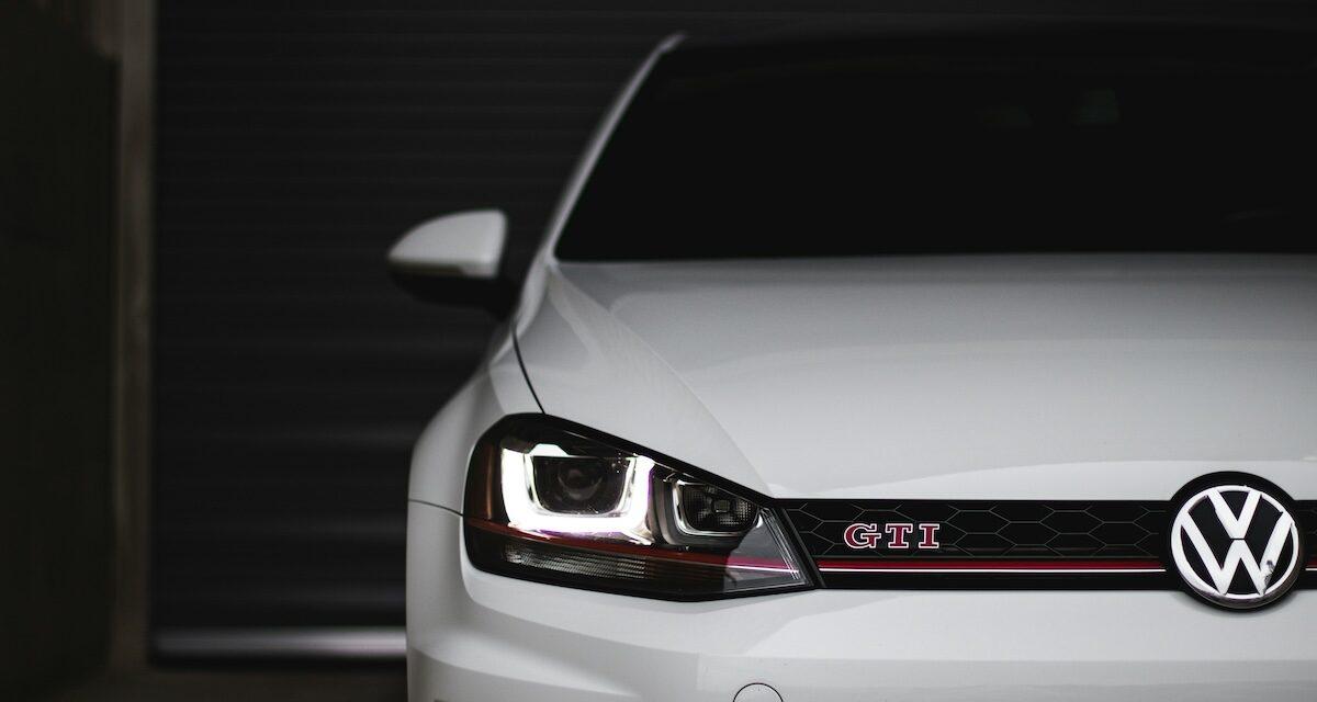 Excès de vitesse fou : une Volkswagen Golf flashée à 199 km/h sur une départementale !