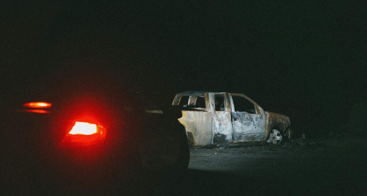 Elle découvre sa voiture brûlée deux jours après l'incendie : le début d'un vrai cauchemar