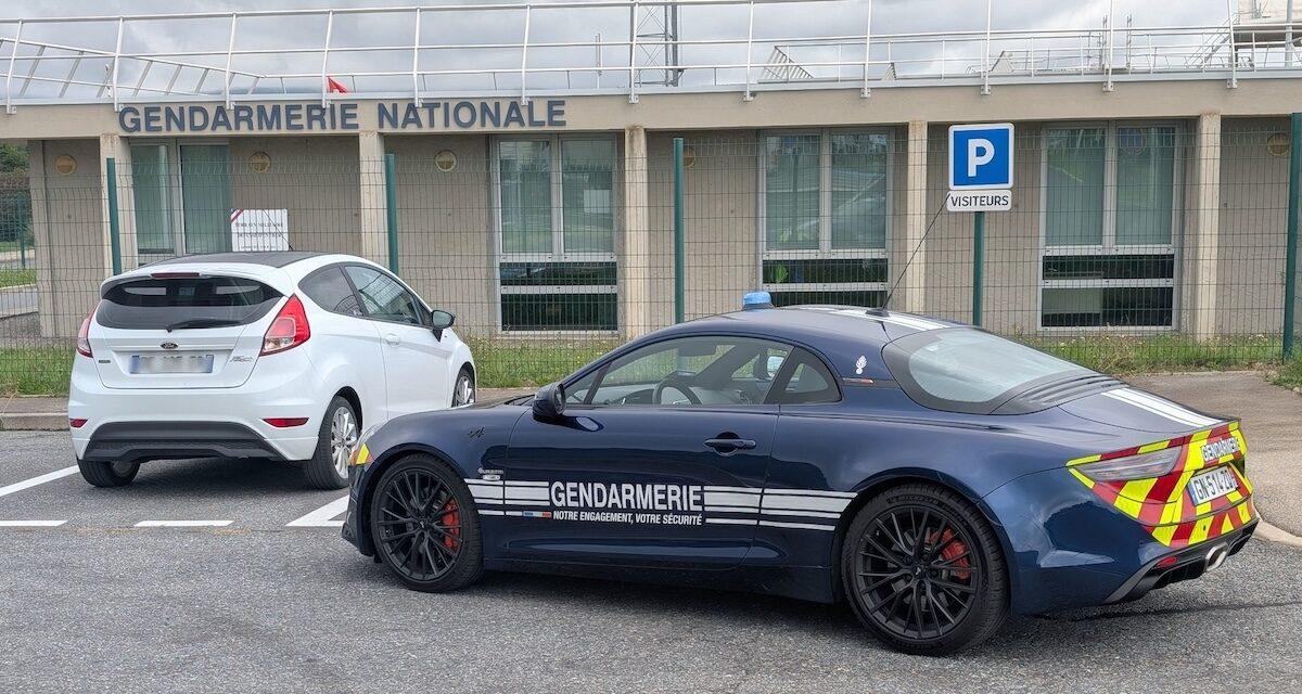 Trois mois après l'avoir obtenu : son permis probatoire s'envole avec sa poussée à Ford Fiesta à 205 km/h