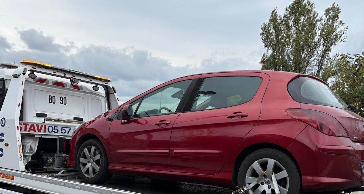 À peine son permis en poche, il double la vitesse autorisée et perd tout : le coup de folie d'un jeune conducteur