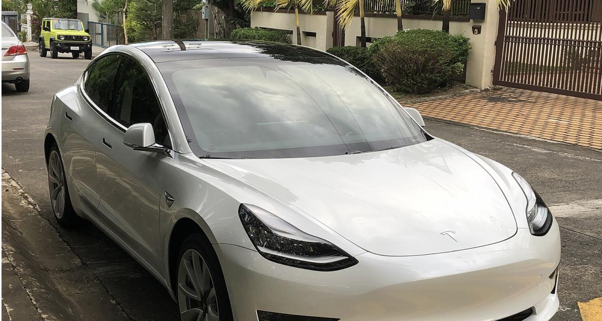 Il achète une Tesla pour profiter du réseau de recharge rapide... qu'il ne peut finalement pas utiliser