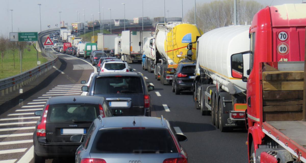 Des embouteillages monstres en Chine pour le retour des vacances