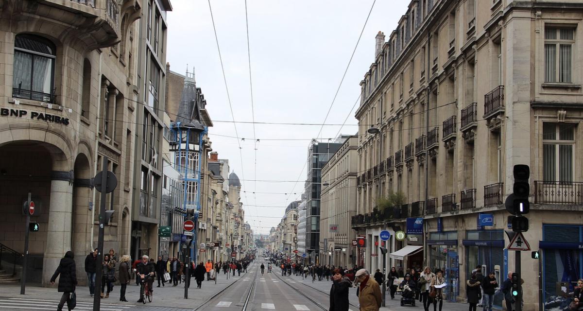 Il part chercher sa commande et se retrouve sans voiture au retour