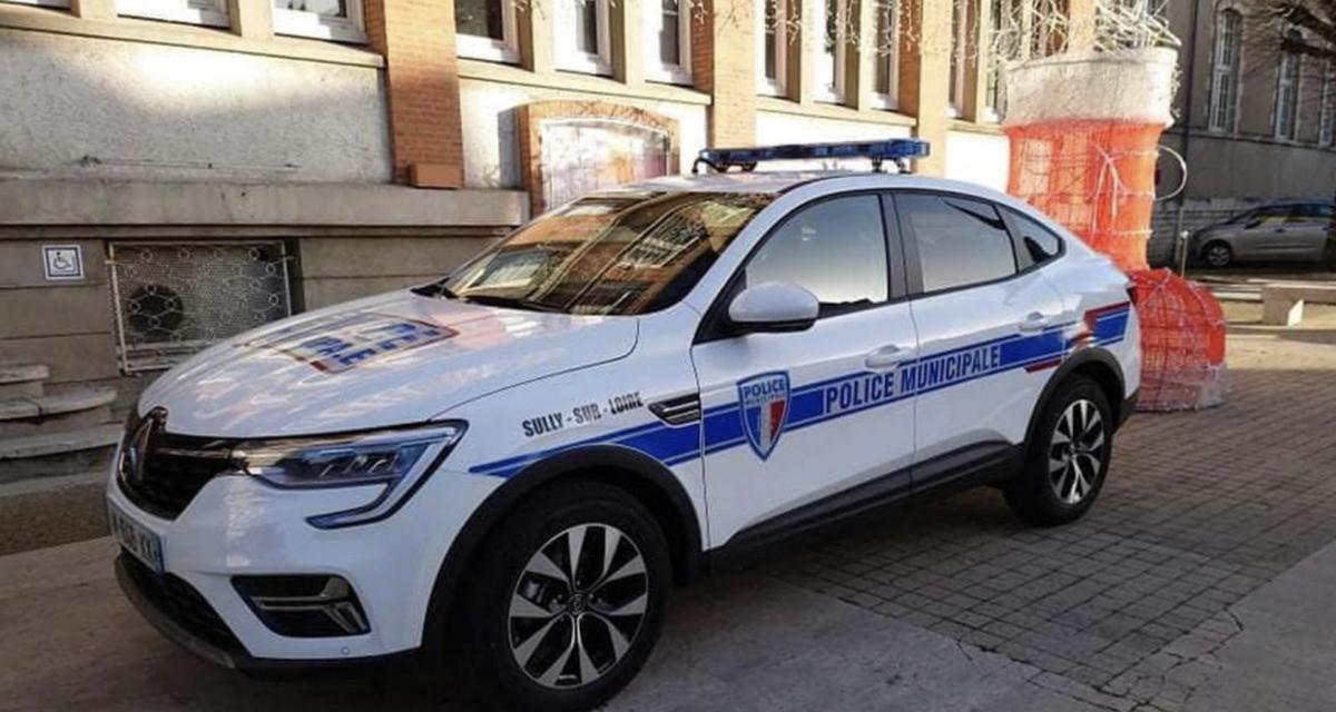 Vidéo - Une voiture de police percute un motard : l'IGPN saisie après des images troublantes