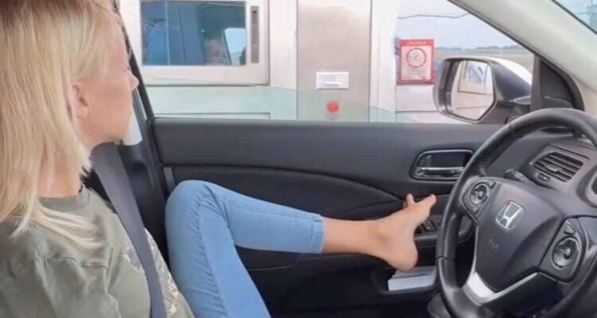 Vidéo - Née sans bras, elle décroche son permis et conduit avec ses pieds !