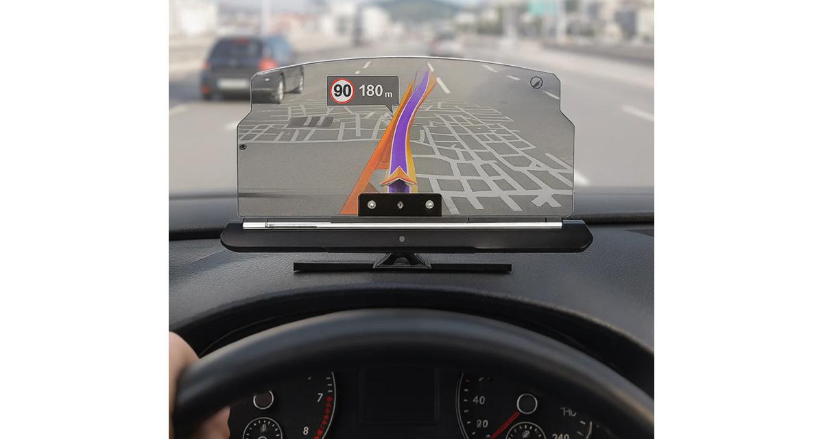 NaviHUD commercialise un afficheur HUD universel pour Smartphone
