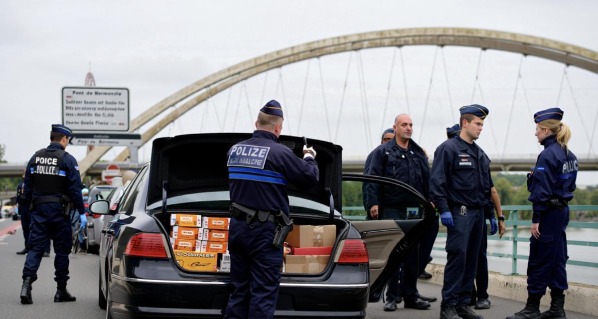 Un automobiliste intercepté avec 500 kilos de tabac de contrebande