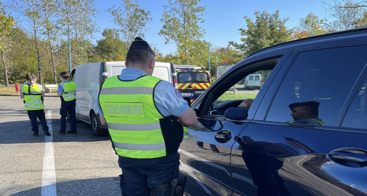 Déjà contrôlé la veille, il reprend le volant ivre et sans assurance : son incroyable matinée finit en cellule