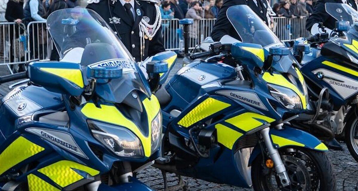 Un "banal" franchissement de ligne continue révèle l'impensable : un motard aura fort à faire !